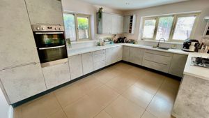 Photo 24- click for photo gallery